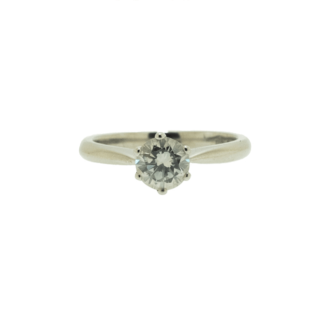 Preowned solitaire diamond ring